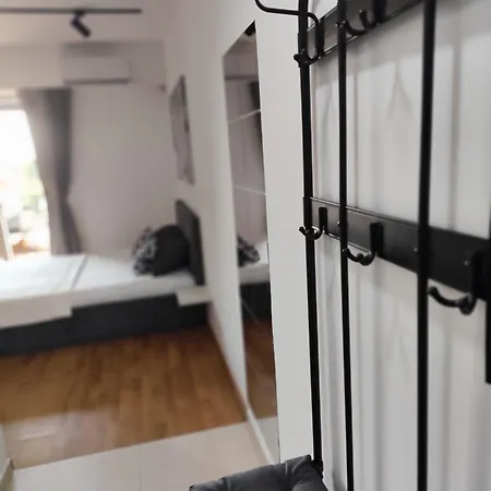 Sky View N&n Daire Üsküp